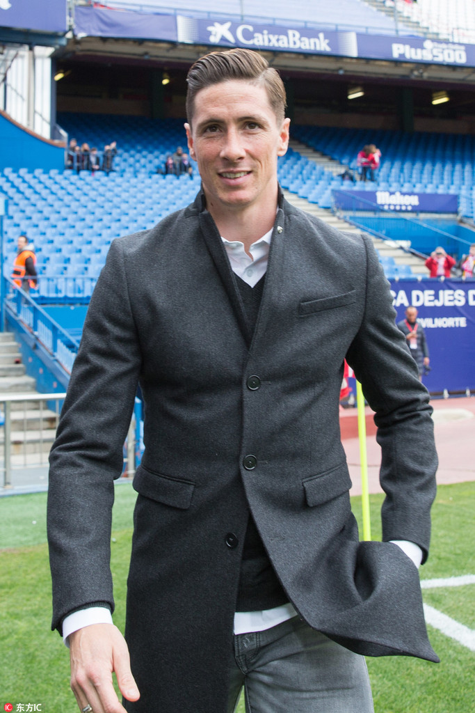 利物浦训练开放日，集结日复出首秀引欢呼，NBA季后赛在即，赛季目标并未改变的简单介绍